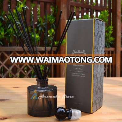 Diffuser with luxury reed diffuser packaging